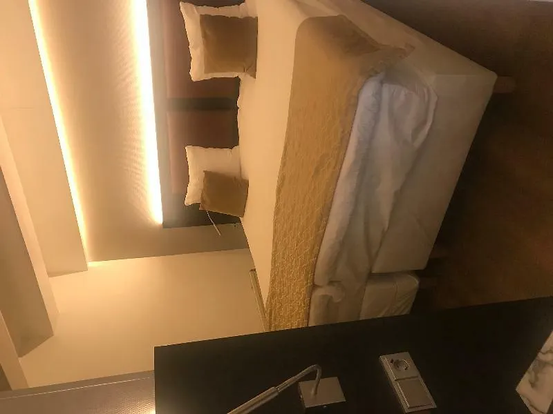 ***  Avenue Hotel Amsterdam Netherlands